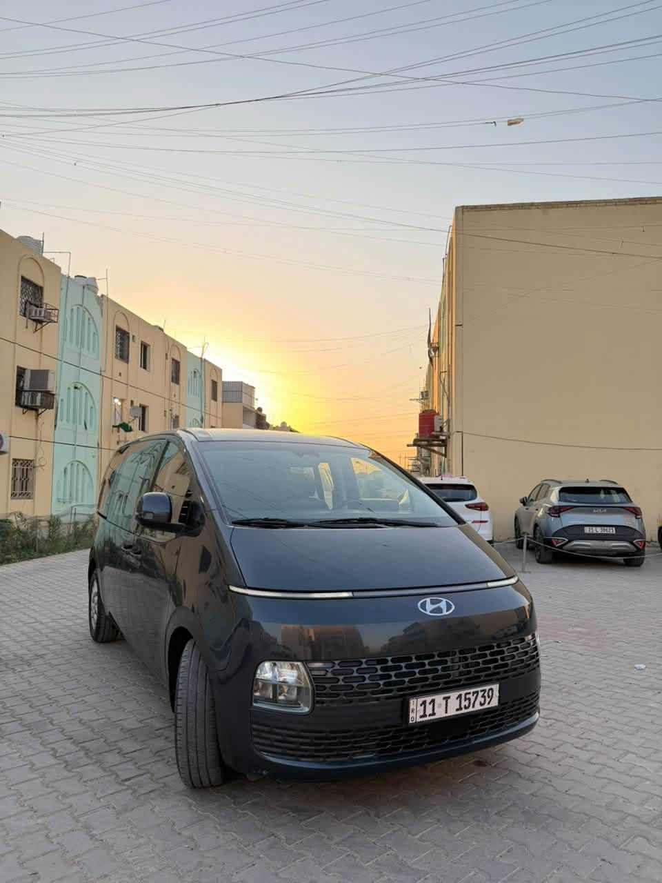 ستاريا 2023 ماشيه 7 الاف رقم ابيض جانت فان حولتها سياحي بيها فقط دعامية خلفية بدون صبغ للاستفسار *********** مكاني بغداد سعرها 320
