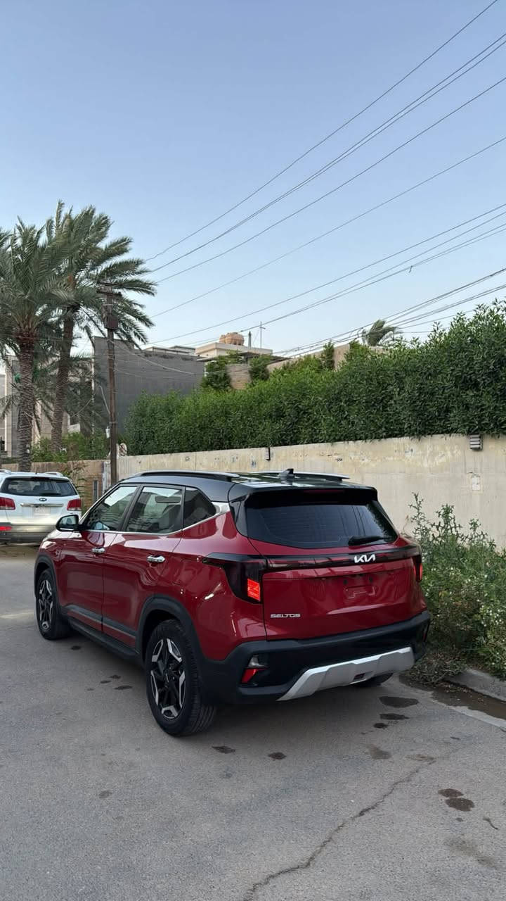 Kia sletos 2024 ضمان المجموعه الدولية
السيارة وكالة تو كلر  ييها ضربة بالباب ممصلحة خفيفة 
ماشية ٥٥ الف كيلو متر بعدها على الضمان 
للتواصل ***********
