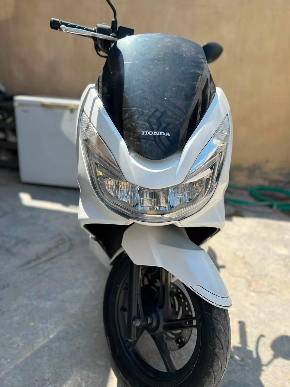 السلام عليكم Pcx  جيل الثاني ياباني ياباني مكفوله كفاله عامه  مكينه 125حساس ازدحام وحساس ستان  دراجه مال جناي السعر ب 13ونص وبيه مجال الهاتف ‭***********‬ العنوان بغدادالزعفرانيه
