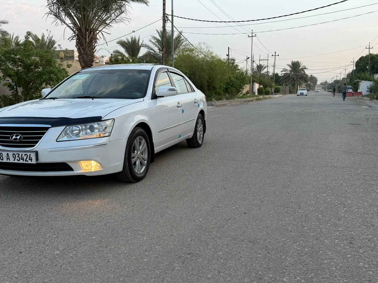 السلام عليكم من رخصة الادمن عندي سوناتا 2009 خليجية كفاله عامه من قطره صبغ بيها بارد اقل الشبر بالبنيد فقط السيارة خلاص جديده محرك 2400 فول مواصفات فتحة سقف اشاره بالمراية 5ويل كب حساس خلفي كشاف تحكم جهتين داخل صاج ملكي رايدها ب122 رقم بابل سنوية وهزه وارقام جدد السياره جاهزه للأخير كير محرك حدادية جدد تبريد ثلج تخم تاير جديد مكان السياره بالحله اخوان كاتب كل تفاصيل السياره اقره المنشور زين واتصل والي ميعجبه السعر او السياره يعبرها بكلام طيب واسف على الاطاله
