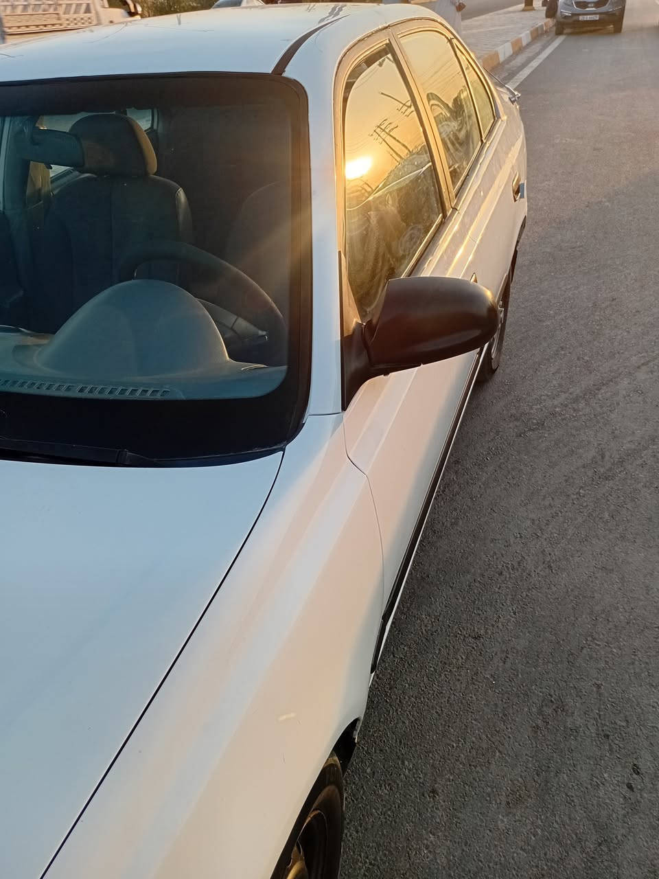 على بركة الله للبيع  هونداي اكسنت ٢٠٠٤ رقم بغداد كير عادي بأسمي سنويه ل ٣١ سياره نظيفه غرفتها حلوه كير محرك كفاله تبريد سعرها ٥٣ وبيه مجال مكانها بعقوبه اتصال فقط ما اجاوب على التعليق  ***********
