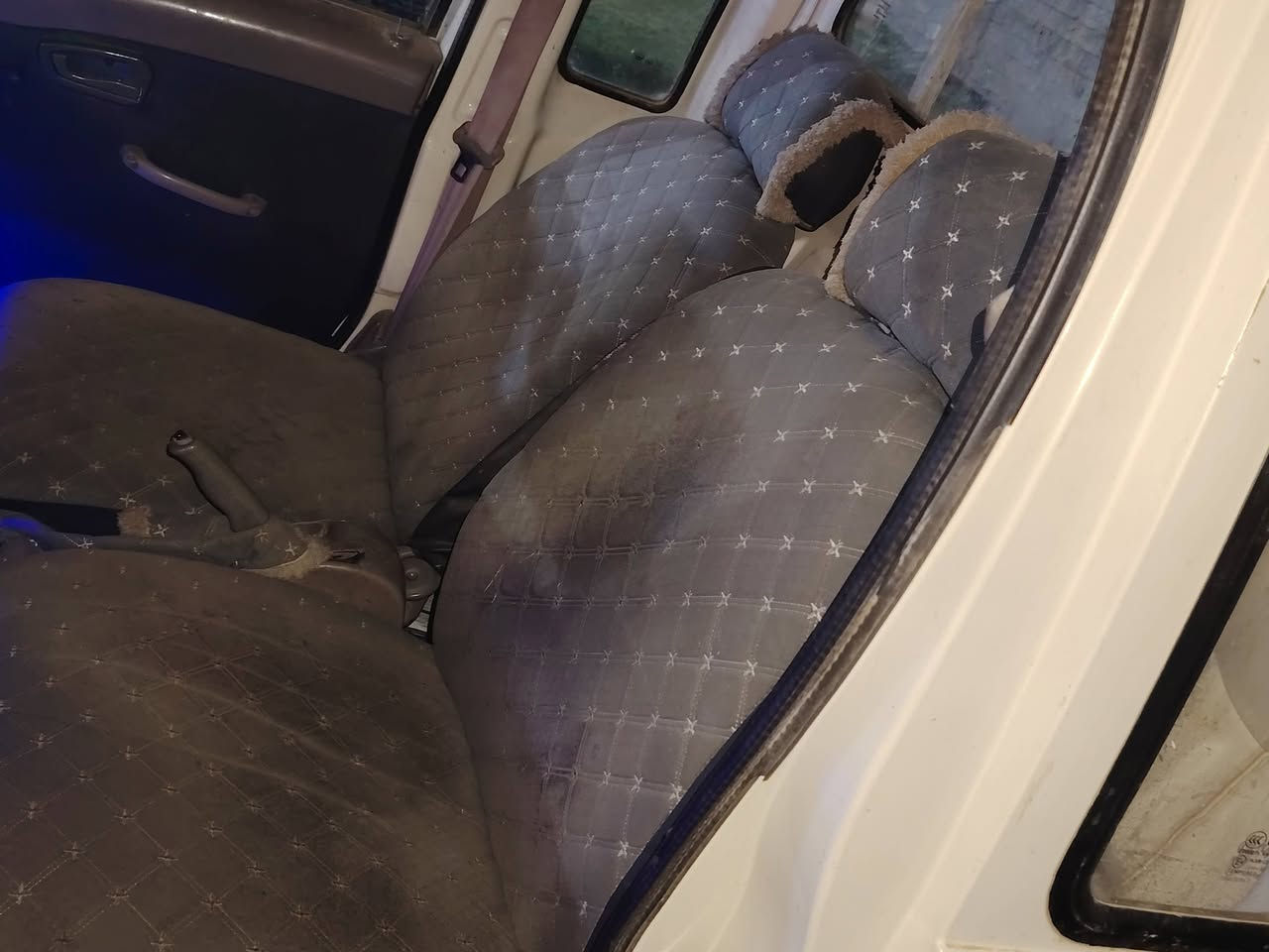 سلام عليكم هايفي للبيع ٢٠١٢ اصوليه منفيس كامل مكمل
سياره جاهزه محرك عل وضع الشركه لا تبخير ولا تنقيص كهربائيات شغاله 
بيها اشويه اخياس بلشاصي المهم تعال وشوف وقتنع لتواصل ***********
