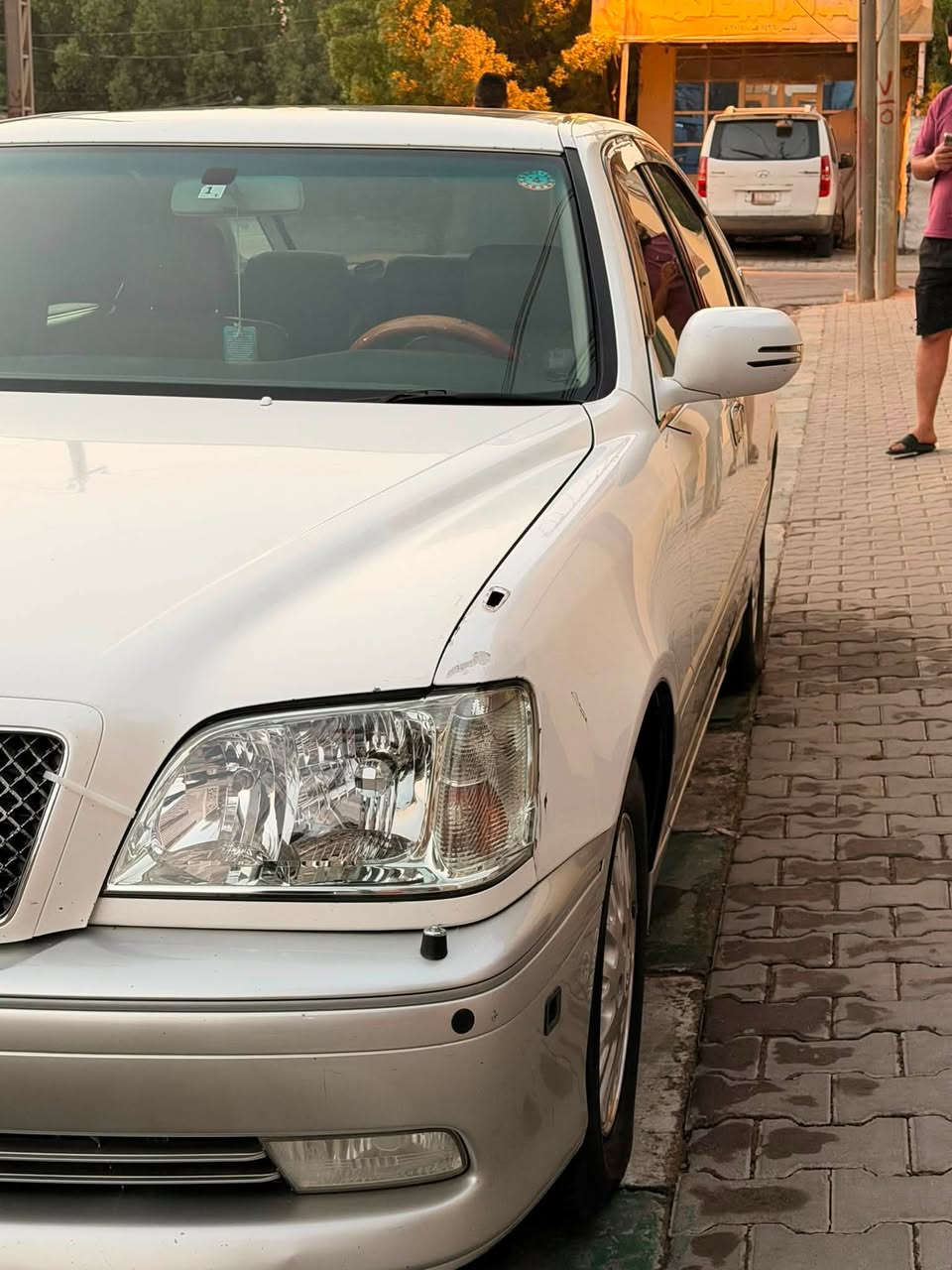السلام عليكم
تيوتا كراون 2002 للبيع 

بغداد قرار 48 

مدفوع كمرك وظريبه 

باقي الارقام فقط 

شاصي 75 D4 الكبير 

اصل كرستال 

اربع دكم  فول  

ثلاجه خلفيه 

برده خلفيه 

تبريد قطعتين 

فتحه 

كامره خلفيه + جوانب اصل 

داخل جلد 

تحوير نجف فوك وجوه 

دشبول عارف العيساوي 

سعر 125 وبيه مجال 

للاستفار ***********

