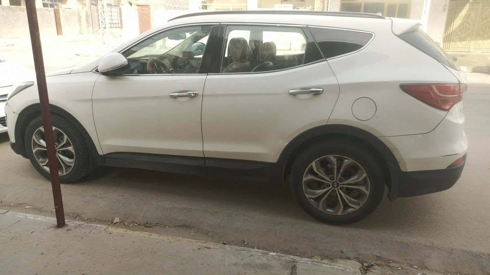 سنتافيا 2015 خليجي 7 راكب 3 قطع تبريد
رقم بغداد ب أسمي ثاني يوم التحويل 
محرك 3500 دوش المرغوب 
الداخل جلد اللون بيجي
تحكم ستيرن 
كامره 
اشاير بالمري ومصباح ترحيب
حداديه صدر امامي وخلفي جديد 
منضومه تبريد جديده ثلج 
راديترات ماء وتبريد جديد
اويل بم واتر بم وقاعدة فيتبم جديده 
منظومه الوقود كلها جديده 
تخم تاير جديد شادلها 
من الدعامية للدعامية السيارة كل أغراضها وكالة موبس الأصلية 
التراي مالتك الظهر وتبريد ل اي مكان تريد 
العوارض ..
 بيها قطع صبغ ابيعلك حزام حتى لا اتعبك وتعبني . بدون كص بدون دواخل بدون شاصي قمارة جديدة لا صبغ ولا بارد
المحرك جديد شديته بس بيها بداية التشغيل اذا بارده اول 5 ثواني صوت ضاغطة راجز 
واتساب / *********** بغداد, العراق
