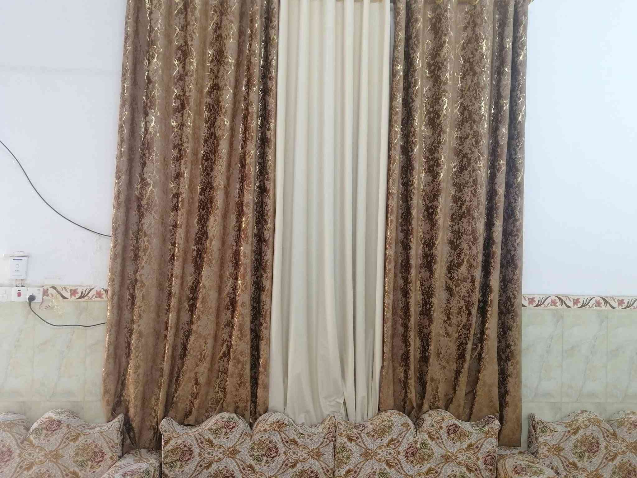السلام عليكم بيت طابو طابقين مساحته 200 +محل
 العنوان حي ضبيع قرب بيت المرحوم شيخ زكريا
للاستفسار: 
***********
***********
