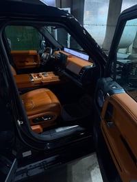 للبيع G700 فئه سبورت لون اسود ماشيه 5000  مغلفه ppf اصلي ضمانه 10 سنوا...