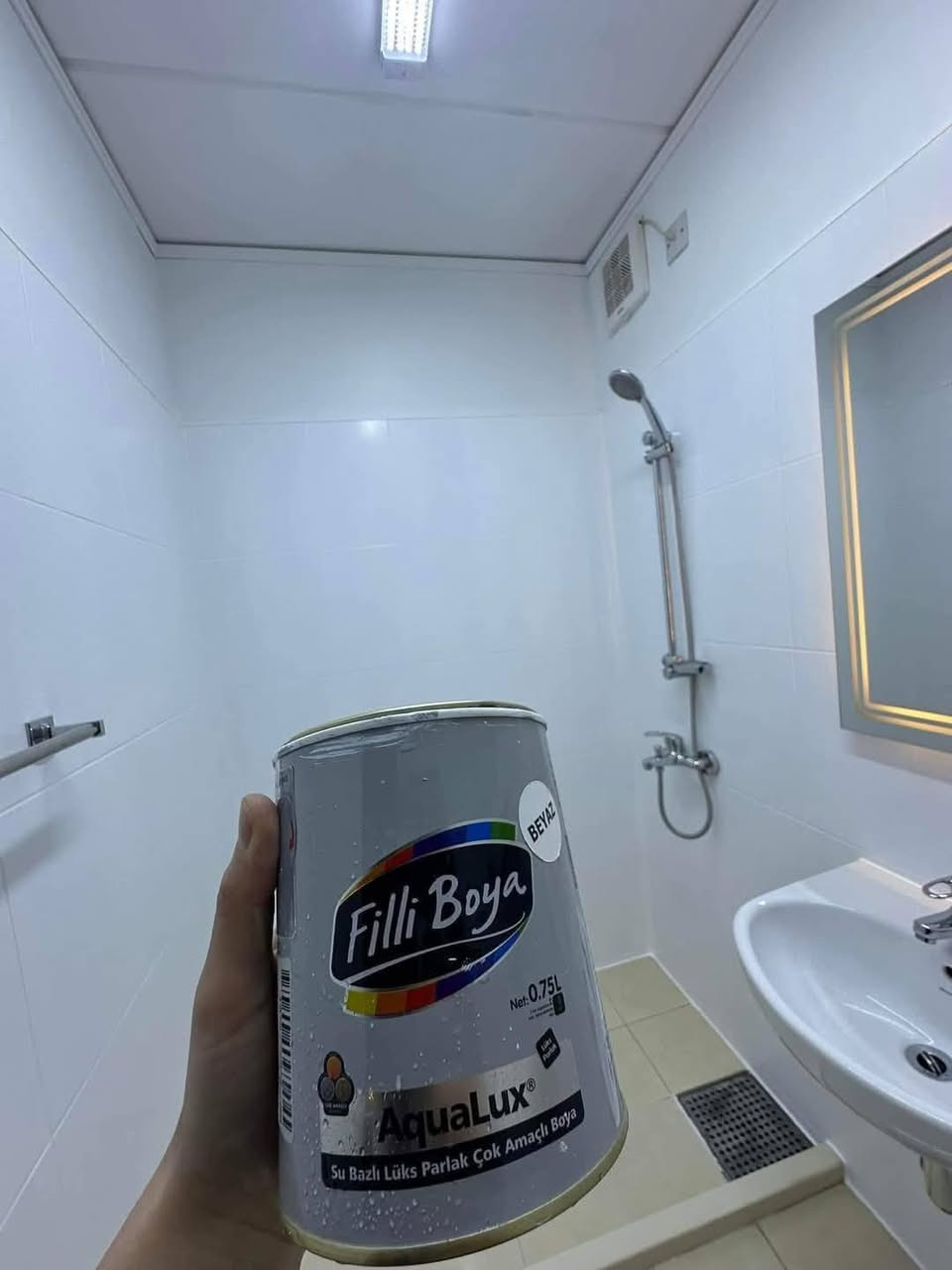 بسم الله الرحمن الرحيم
يوجد افضل الاصباغ والديكورات الحديثة   
مع كادر جميع أنواع الصيانة  شد ونصب  كاونتر  وشد غرف نوم ومراوح وتغليف ابواب مانع رطوبة وتعليق ستائر .
عمل ورق جدران و بديل رخام وخشب وكافة الديكورات 
غسل وتنضيف الشقق.
نجارة متنقلة .
تصليح الأسرة (الجرابي ) و الكناتير .
نقل اثاث داخل بسماية.
تبديل فلاتر .
تبديل كيلون خارجي وداخلي .
تصليح سخان.
تثبيت وشد وتعليق جميع الاغراض.
للاستفسار والتواصل مراسلة الصفحة او الاتصال
***********
يوجد واتساب
