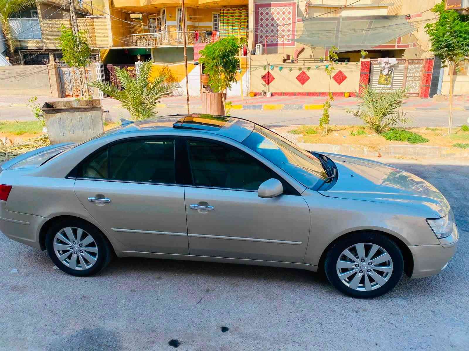 سلام عليكم سوناتا وارد امريكي 2009 فول مواصفات رقم بغداد انكليزي بسمي سنويه جديده حادث جاملغ امامي فقط بدون دواخل كله ليبل واحد السياره بيه ثلاث قطع صبغ اثر جراد مكينه 2400 دوش المرغوب كير 5 نمر مكينه كير مكفولات حداديه جديده تبريد ثلج داخل بيجي صاج شاشه كامره حساسات كله شغال سياره جديده بمعنا الكلمه ويل كب 17 علمآ انو السياره احلا من الصور بهوايه السعر 113 وبيه مجال لشراي الاستفسار اكثر اتصل  ‭***********‬ مكان السياره كربلاء

