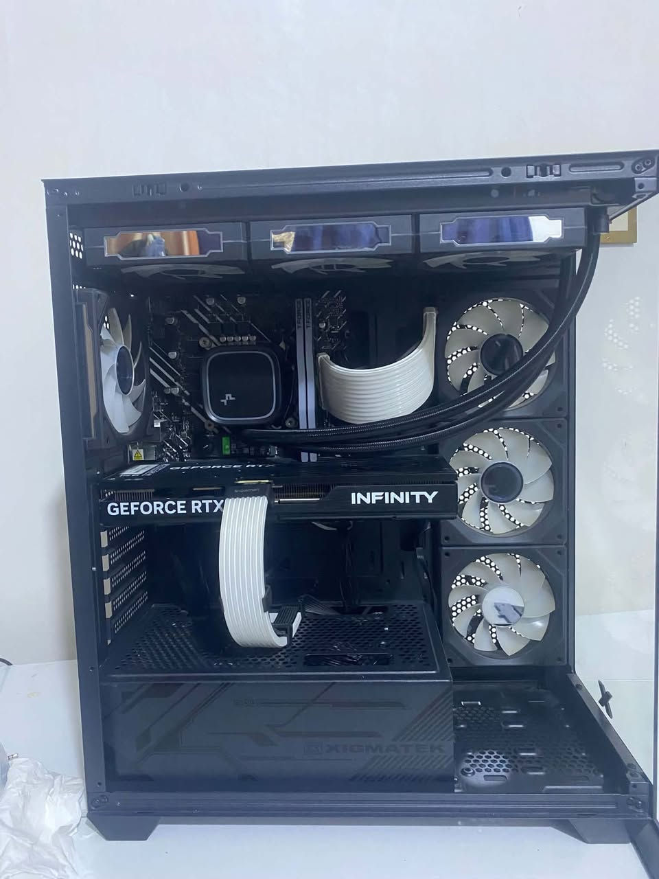 i5 14400f • 16 جيجا • RTX 5060 Ti