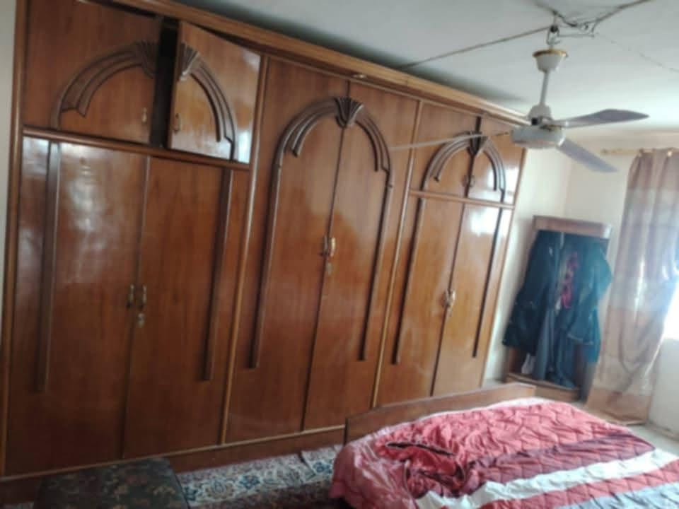 غرفة نوم • نظيفه • بعقوبه السادة