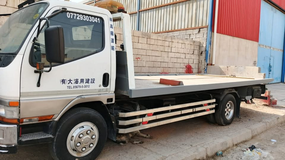 للبيع سطحة ميتسوبيشي FUSO CANTER 🚨
🚛 الموديل: 2000
⚙️ محرك 4.0
🔧 سطحة هيدروليك
✅ حالة جيدة وجاهزة للعمل
⚙️ المكينة والجير شرط
💪 مناسبة لسحب ونقل السيارات
🛠️ سطحة عملية ومهيأة للعمل

📍 الموقع: البصرة
💰 السعر: قابل للتفاوض للجادين
📞 للاستفسار والتواصل: ***********
