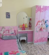 للبيع غرف نوم بناتية عدد ٢ للإستفسار الاتصال على الرقم ٠٧٧١٢٣٦٩١٣٥