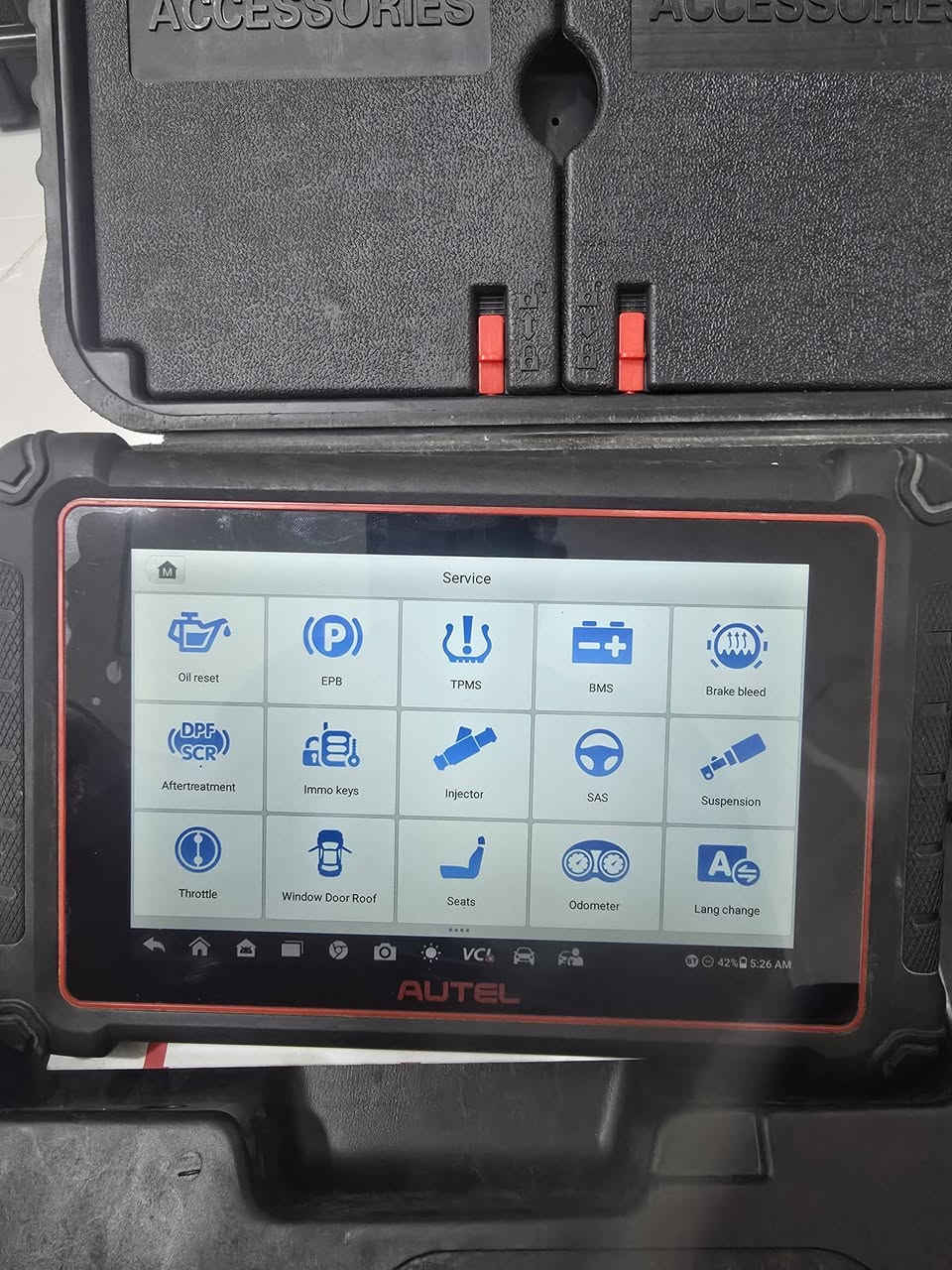 سلام عليكم 
Autel mk900bt 
منتهي الاشتراك قبل شهرين يعني بشهر السادس منتهي 
جهاز نظيف جدا كل الماركات منصبة مع وضائف الصيانة 
الجهاز وكالة شركة لمعان الوسام .

السعر 750 الف وبي مجال بسيط 
***********
