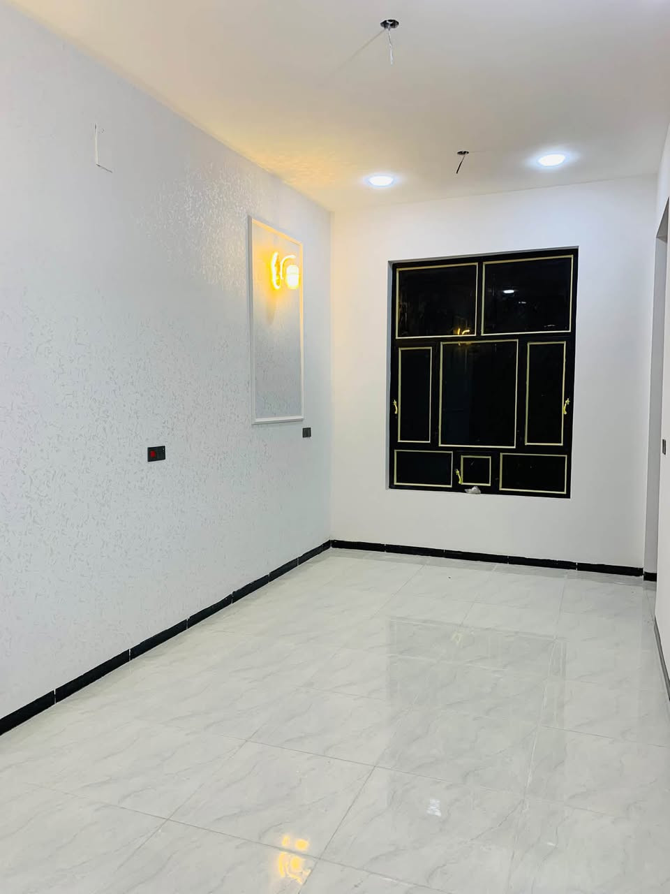 🏠🏠🏠🏠🏠🏠🏠

بسم الله الرحمن الرحيم 
 مشتمل للبيع طابقين بناء حديث بناء ٢٠٢٦ زيرو غير مسكون بناء طابوق درجه اولى المشتمل في حي الامين منطقه(16) المشتمل فول سيراميك وبناء درجه اولى بناء مفصول أضلاع وسقف يتكون من كراج وصحيات خارجيه واستقبال ومطبخ وصاله ومنور وحمام وغرفة نوم عدد3 مأسس مجاري خطين ومؤسس ماء ٤ خطوط نضام بوستر صاعد نازل تاني ماء كبير ٢٠٠٠ لتر مؤسس نضام كامرات سبالت دفن 
🌴1️⃣التسلسل📠/169
🌴2️⃣مساحه🏚️/125m
🌴3️⃣الواجهه🏫/6.25m
🌴4️⃣النزال⛺/20m
🌴5️⃣الشارع🛣️/10m
🌴6️⃣المرقم/
🌴7️⃣اقرب نقطه داله / نافذ على شارع 40مجمع البرديني
🌴8️⃣خدمات🏞️/ ماء وكهرباء 
🌴9️⃣السعر/120وبيه مجال بسيط
📜نوع الملك / طابو ملك تحويل ثاني يوم

 🌴🌴🌴ادارة مكتب دار الايمان للعقار 🌴🌴🌴

⚫للاستفسار📞📞 
☎وسام العيساوي 
***********(الواتساب)📞
***********📞  

     🌴لا نتعامل على المصرف العقاري🌴
_______________________________________
1️⃣●اسعار 💵العقارات المعلنة في مكتبنا تُحدد من قبل البائع 💸صاحب العقار وليس المكتب والسعر قابل للتفاوض بين البائع والمشتري📜 

2️⃣●⌛نتميز بعدم رفع سعر العقار من قبلنا ونجمع البائع🌴والمشتري وجهاً لوجه لغرض الاتفاق📝  على السعر النهائي 👍 

3️⃣●🌴قضاء الفلوجه/حي الشهداء شارع ستين 60 قرب نادي الصمود Fallujah, Iraq اذا عندك عقار تريد تعرضه للبيع او تريد تشتري عقار 

4️⃣🌴فقط ارسال المعلومات  على الواتساب او الاتصال على هواتف المكتب .. 

☎️نستقبل هواتفكم على الارقام التاليه 

☎️ابو عبدالله العيساوي 
*********** (الواتساب) 
***********
☎️***********

