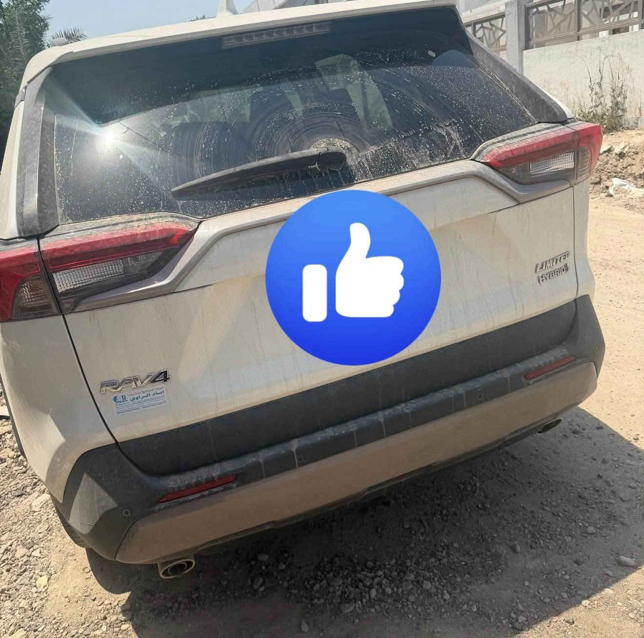 للبيع Toyota RAV4 Hybrid Limited موديل 2021 او مراوس بمارسيدس  c300
• فئة Limited (فل أوبشن)

• وارد أمريكي

• محرك وبطارية الهايبرد بحالة ممتازة

• حادث سابق تجميلي فقط (تبديل بونيد وبلادي) وتم الإصلاح بشكل احترافي

• السيارة نظيفة وجاهزة للاستخدام ولا تحتاج مصاريف

مميزات:

✓ اقتصادية جداً بالوقود

✓ مواصفات كاملة

✓ كاميرات وحساسات

✓ فتحة سقف

✓ مقاعد جلد

✓ تشغيل بصمة وميزة تشغيل عن بعد 

رقم بغداد ب اسمي 

للاستفسار والمشاهدة يرجى التواصل على الرقم

***********
