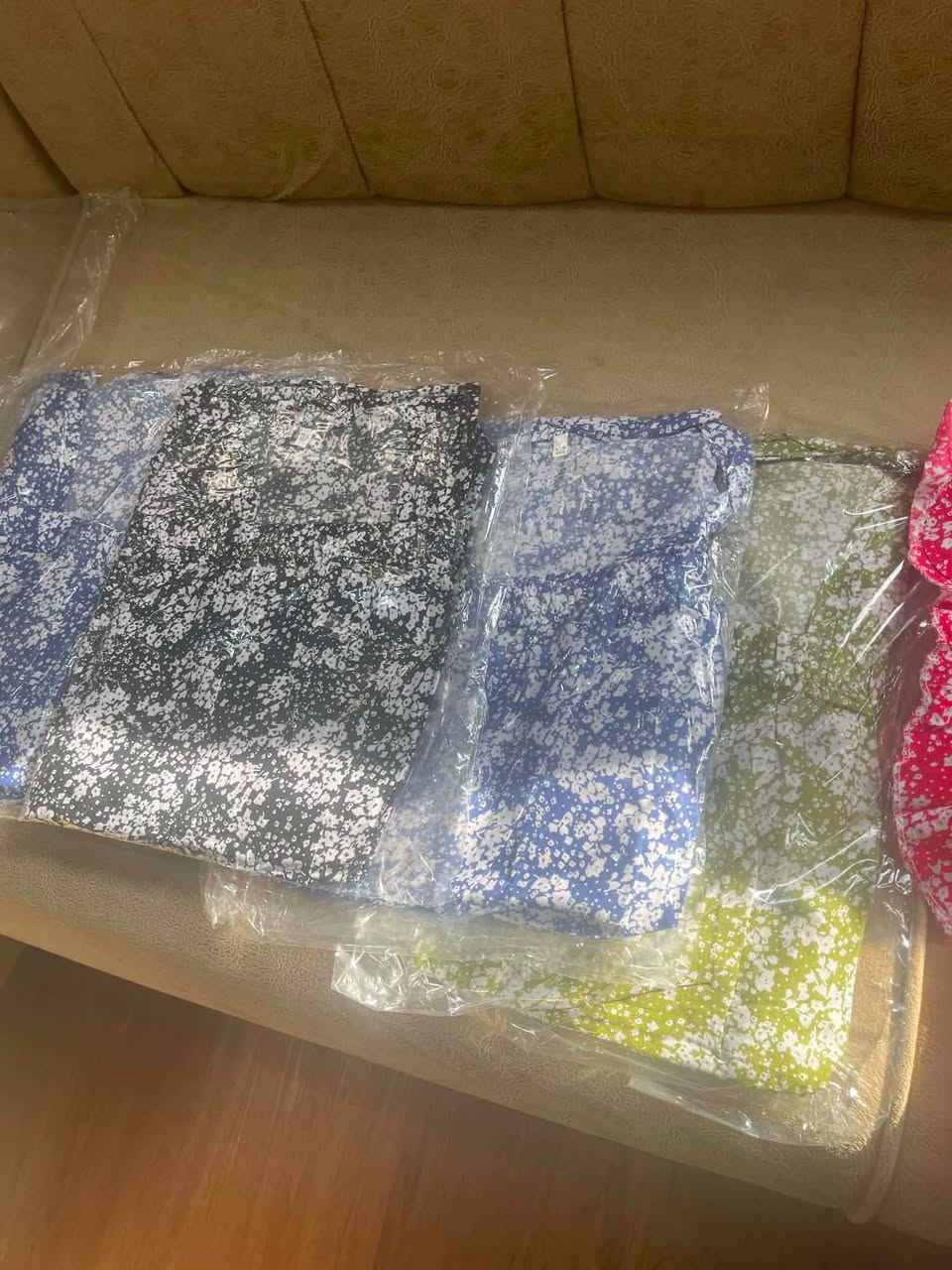 آخر قطع سعر القطعه ٦٠٠٠ الف داخل بسمايه توصيل مجاني
تلبس من وزن ٦٠ إلى ٧٥
