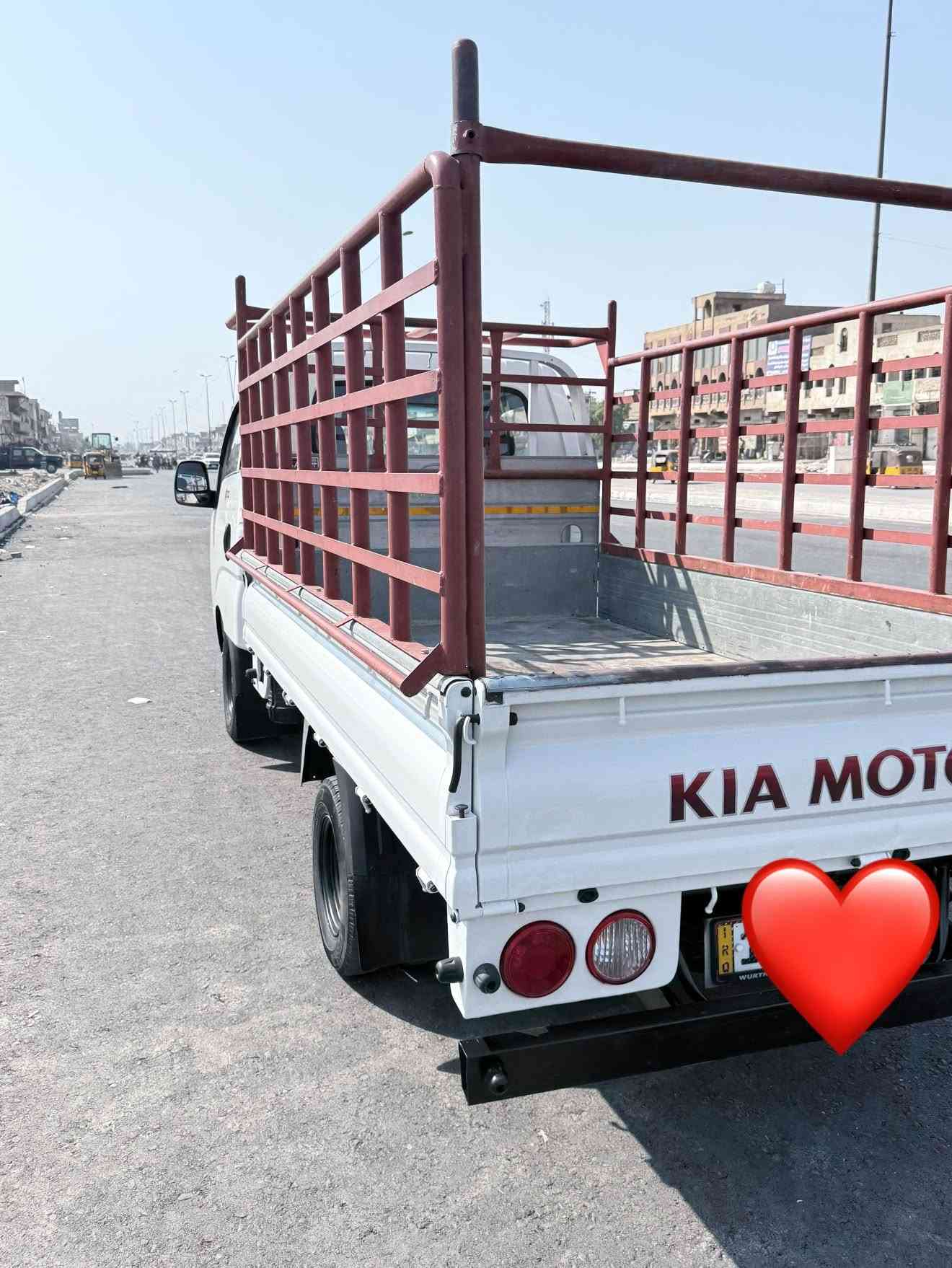 كيا مدير • ٢٠١٤ • ٢٧٠٠