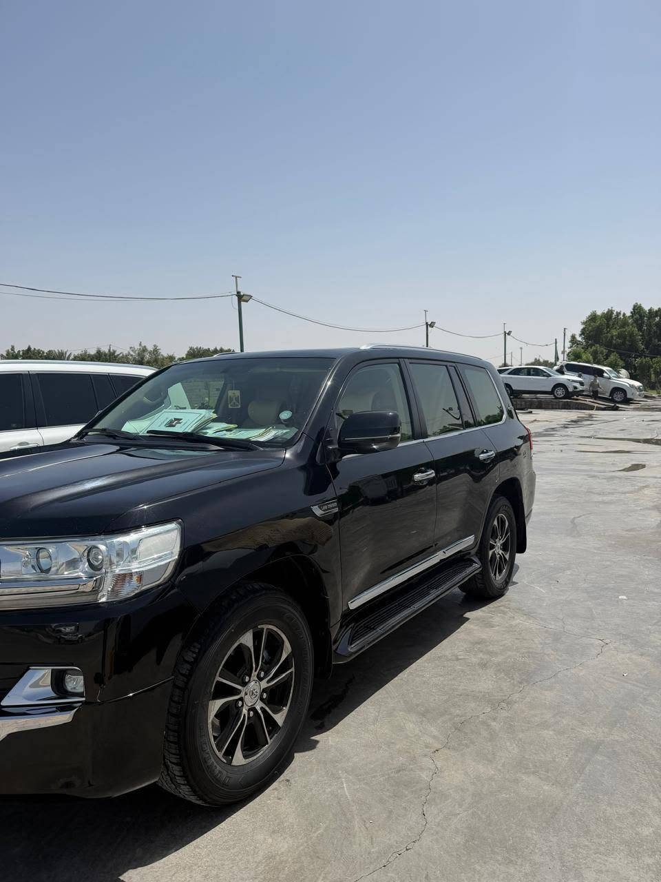 لاندكروز مديل ١٦ رقم بغداد البيع ***********،،،***********
