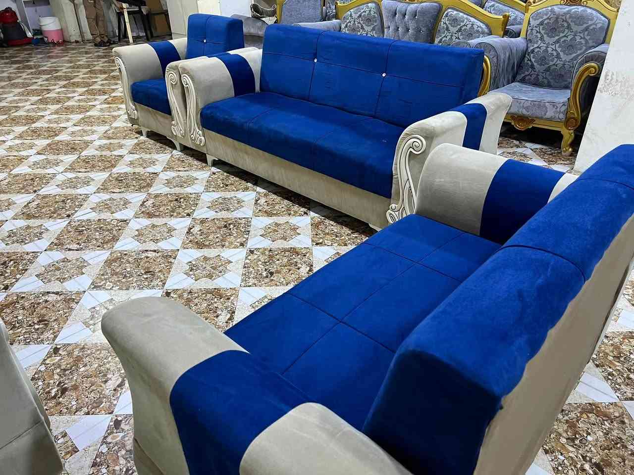 فرؤشتني خيرا
ئةم تاقم قةنةفة ١٠نةفةريية
بؤفرؤشتن بيعيةدةسكردة 
سةعريشي مناسبة 175هةزار
مال بؤكةس دانانم كئ زووهات پيرؤزيبيت
ژم***********
