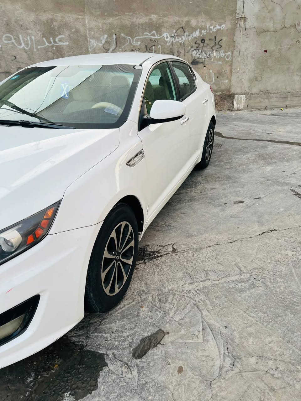 للبيع كيا اوبتيما موديل 13 وارد امريكي حادثه جاملغ خلفي بدون دواخل بدون تبديل مصبوغه عام اثر تكشير صبغ درجه اولى كير محرك تبريد حداديه كله جاهز محرك 2400 6كير رقم بغداد انكليزي باسمي حساسات خلفيه دبل اكزوز تحكم ستيرن سياره جاهزه من كلشي مال جناي السعر.   88.   مكان السياره حله 
بيع فقط بدون مراوس ليذكر سعر بالتعليقات ويكسر بسعره يجي رد ما مقبول 
اتصال فقط ***********.     ***********
