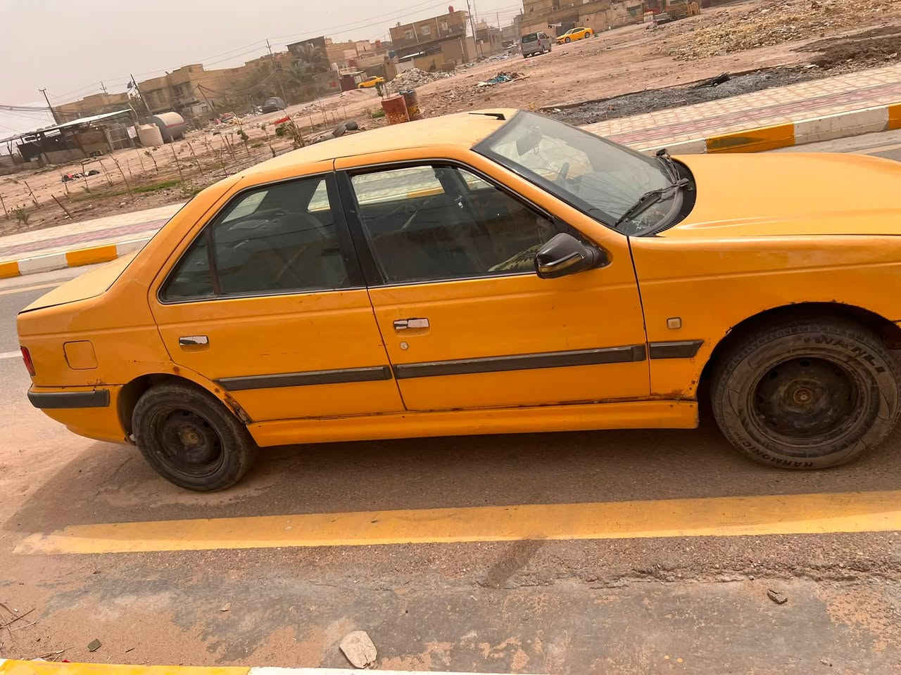 السلام عليكم بيجو بارص موديل ٢٠١١مكينه وكير خير من الله طخم تاير جديد حداديه جيده السعر ١١وبيها مجال مكانها ناصريه السياره مايندل راعيها يكفلك سرقه وعشاير رقم صاحب السياره ***********
