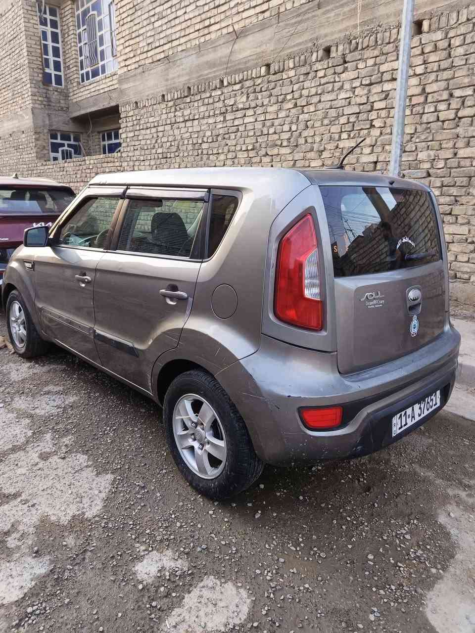 ب ٦٥ ورقة فقط ....كيا صول موديل ١٣ وارد امريكي حادثها جاملغ الامامي وبيها كم قطعة صبغ ابيع حزام هي مو حزام كير ومحرك كفالة حدادية ٧٠ ٪ مكاني بغداد جديدة ***********

