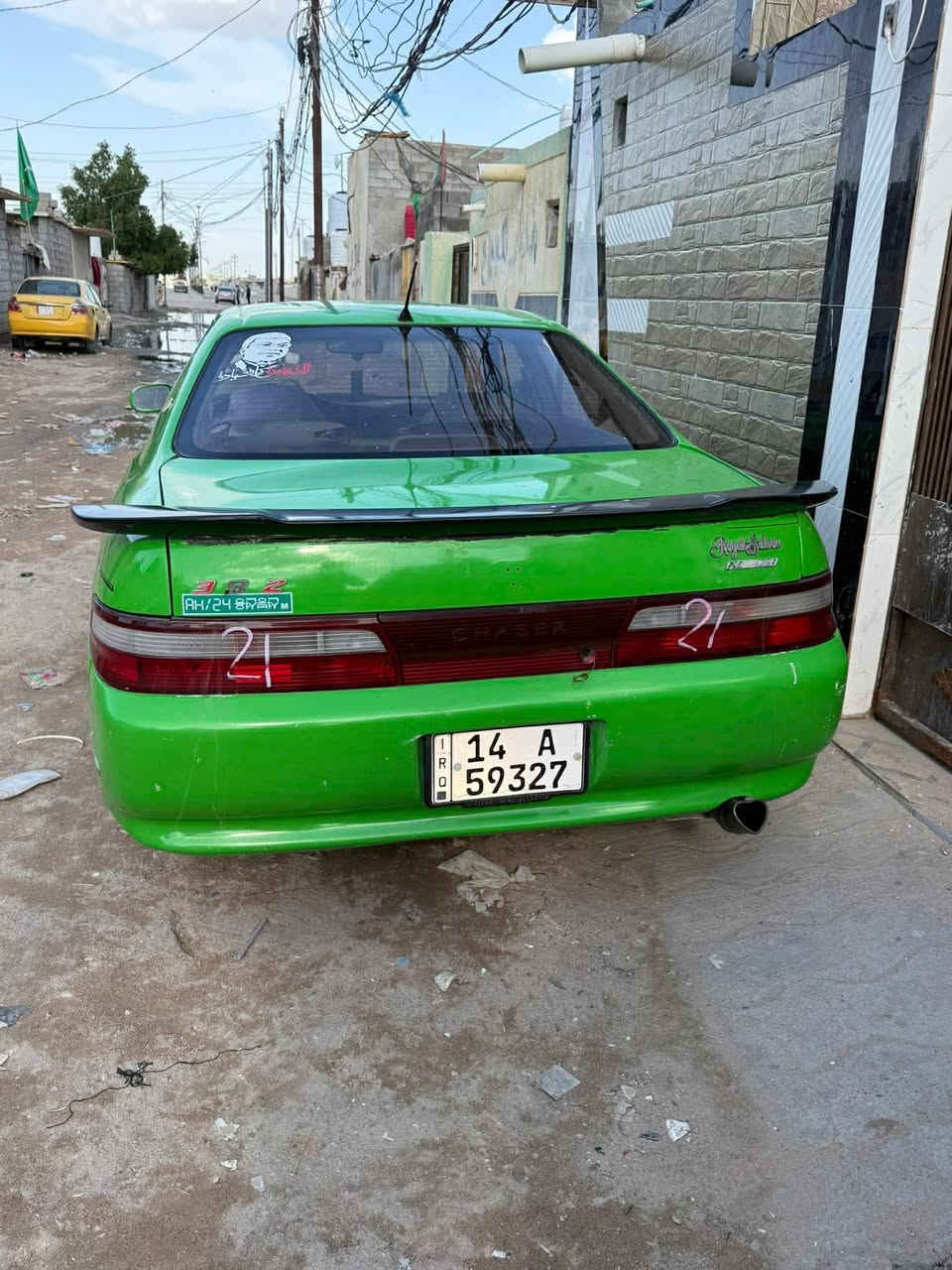 شيزر لبيع سياره جهزه ونضيفه وكلشي بيهه شقال ومكفوله من نقل وكصه ***********

