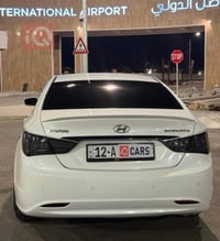 سوناتا • سنغافورة • iQ CARS