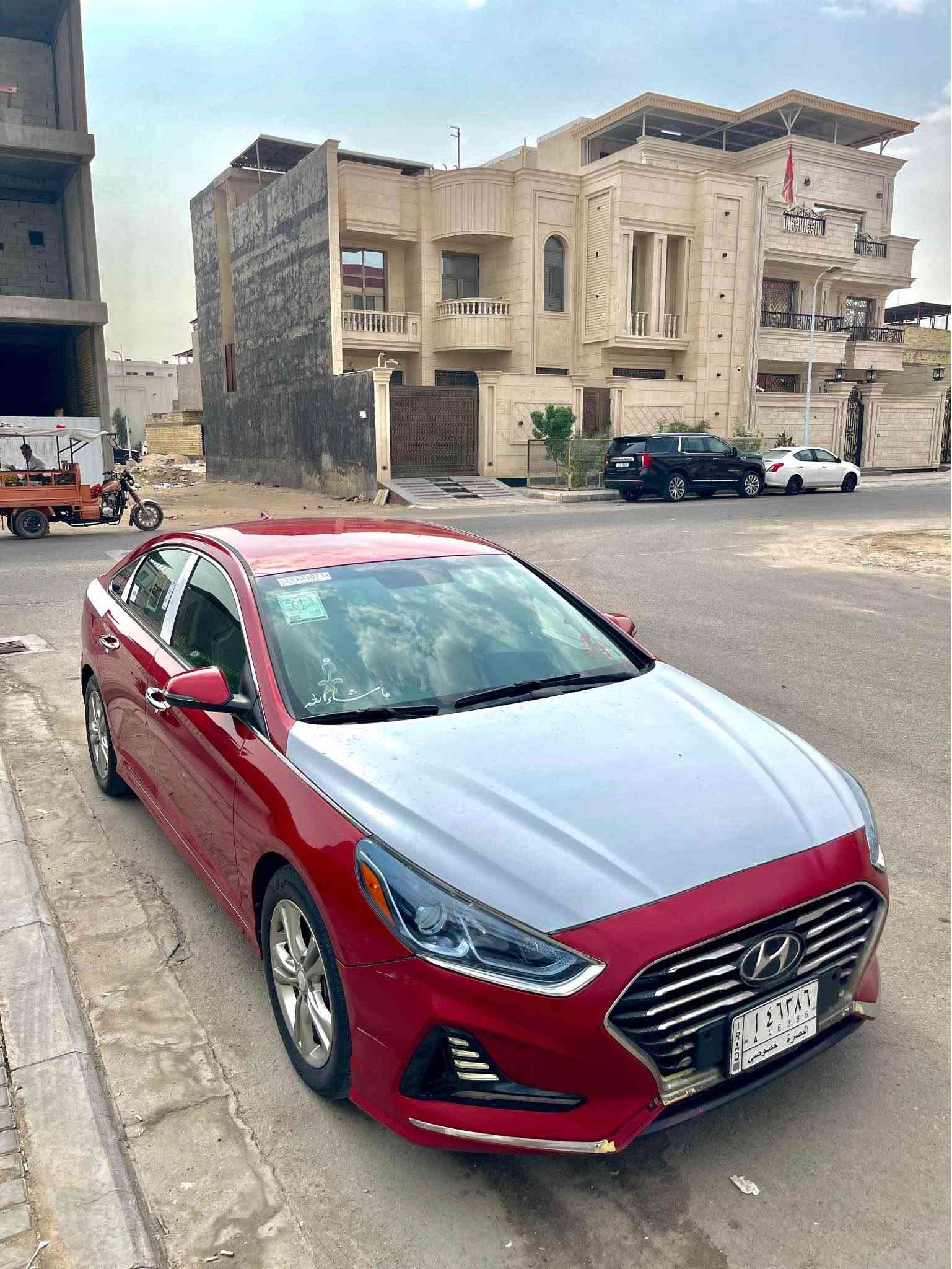 من رخصت الادمن المحترم للبيع هونداي سوناتا 2018 وارد امريكي مكينه 2400 جديده برغي مامفتوح بيهه ماشيه 70 حقيقي فول مواصفات السياره بصمه ابواب بصمه تشغيل رادارات جانبيه كشن كهرباء شاشه كار بلي كامره دواره صندوك ذقي تدفئه بالكشنات دواخل بيجي وبيهه 3 انضمه قياده سبورت ونضام ايكو ونورمال السياره جاهزه من مكينه كير تبريد حداده طخم تاير حته سبيرها مانازل بجم كبس شركه ضربتهه من امريكه جنطه ومصبوغ الصندوك والجاملغات فقط باقي السياره كفاله رقم بصره تحويل ثاني يوم سعرها 110 ومكان السياره البصره ابي الخصيب *********** البصرة, العراق
