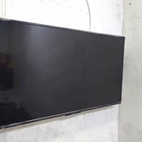 شاشة 43 • شاشة 24 • بدون عيوب
