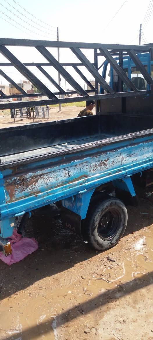 بنجو موديل 92 6 شنقال سياره رقم ديالى باسمي سنويه لل 31 مشروع وطني تحويل مباشر مكينه بيها بخار شاصي رقم شاصي جير اكسن كهربائيات صدر تخم تاير كله جديد سياره بلاديه على وضع الشركه السعر 52 وبيها مجال مكان بغداد الحسينيه مال الراشديه رقم تليفون***********
