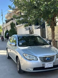 افانتي ٢٠٠٩ • كاميرا • أوراق كاملة