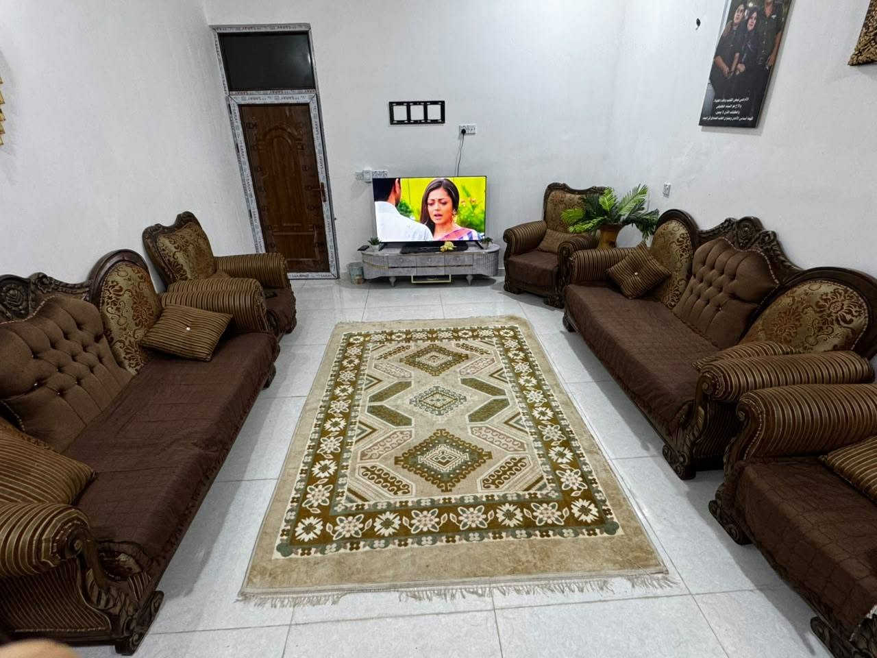 تخم مستعمل نظيف احطاطه درجه اوله الشراي يتصل او يرسل  ***********
***********0
مكاني مقابيل بانزين خانه الجديده قرب هبهب عرب شوكه اسم مزاد محمد سلطاني
