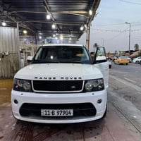 رانج روفر خليجي سوبر 2011 بيها قطعة صبغ صغيرة بالباب وثاثية بالجاملغ ا...