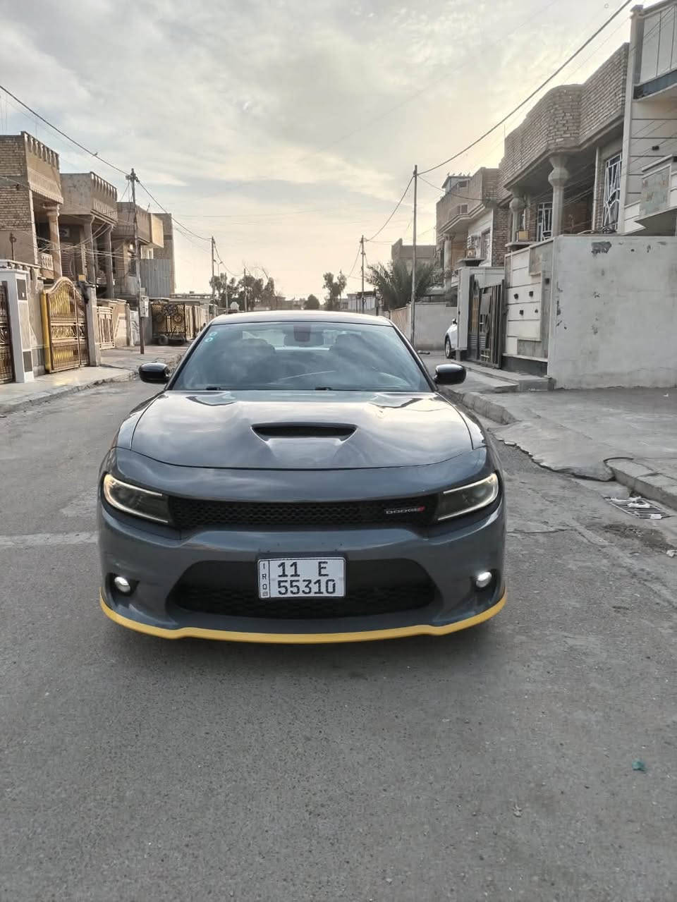 سلام عليكم
جارجر مديل 23 لون سمنتي GTحجم المكينه 6سلندر 3600ماشيه 53 تو ويل حادث بنيد وشويه بل جاملغ رقم بغداد بسمي سياره حيل جديده السعر 235 مكان بغداد ***********

