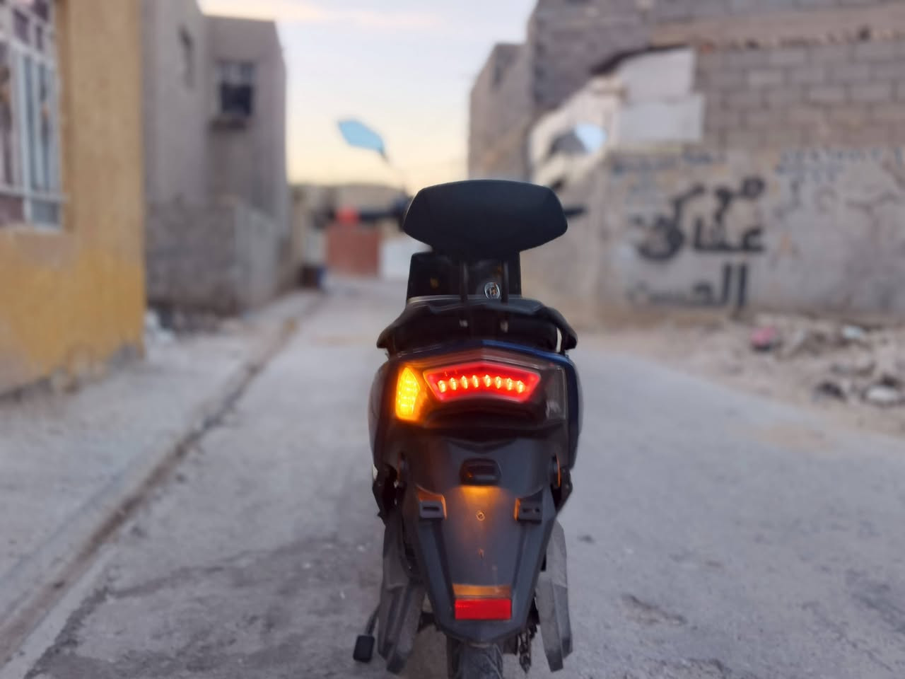 دراجه شحن للبيع جديدة مع ضمان شركة وليس محل اسم الدراجه (yadea rn) السعر (850) وبيها مجال للاستفسار واتساب على الرقم ***********
