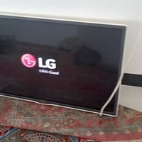 LG • ٣٢ بوصة • بدون نت