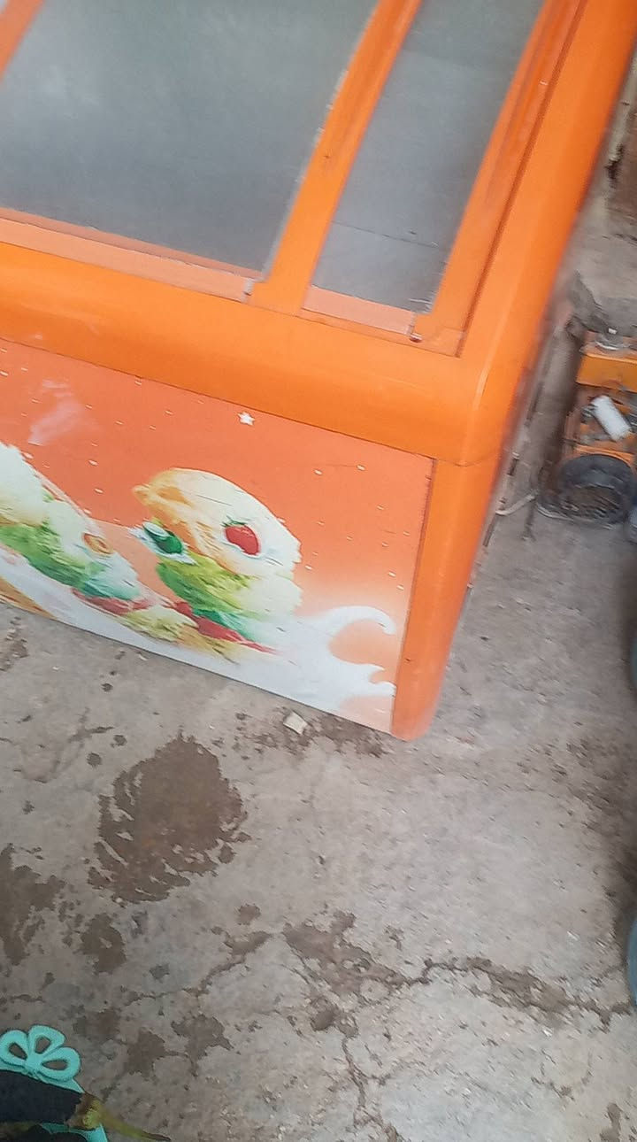 ثلاجات عرض • سعر مناسب • للبيع