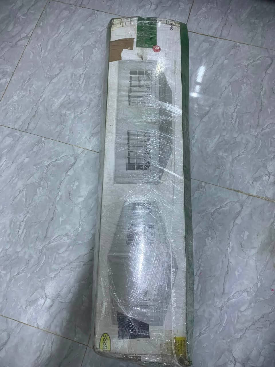 السلام عليكم
مكلف بالنشر خيمة للبيع  قياس 6في 3 مثل ما موضحة بصورة جديدةالشراي التصال ***********
