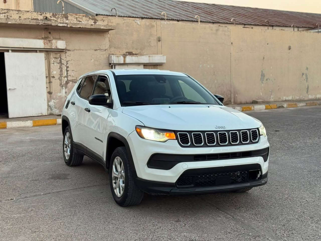 Jeep compass 2025 sport
بدون صبغ 
بدون دواخل
ارباك سيستم 
فقط ثلاث مكان تعديل 
گير محرك كلها شرط 
مكان : عقرة - ئاكرى 
سعر : 136$ مجال بسيط 
رقم : ***********
*********** اكر, نينوى
