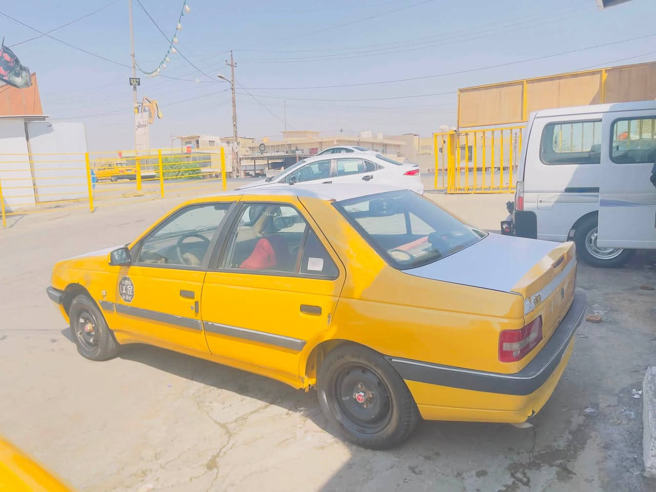 سلام عليكم
بيجو 405
مديل 2013
سنويه ل2030
تخم تاير جديد
حداديه جديده
مابيها لاضربه ولا صبغ
كير ومكينه بلجيس هستوني شادهن
كهربائيات كلها جديده
مابيها نقص 
السياره عوزها بس فحمات سلف او واشر قبق ولفات ينضح
كامله على اخر حبايه مكاني بغداد بسمايه
عارضها ب22 بيها مجال حك الجيه مامتواجد عل فيس
رقمي ***********
