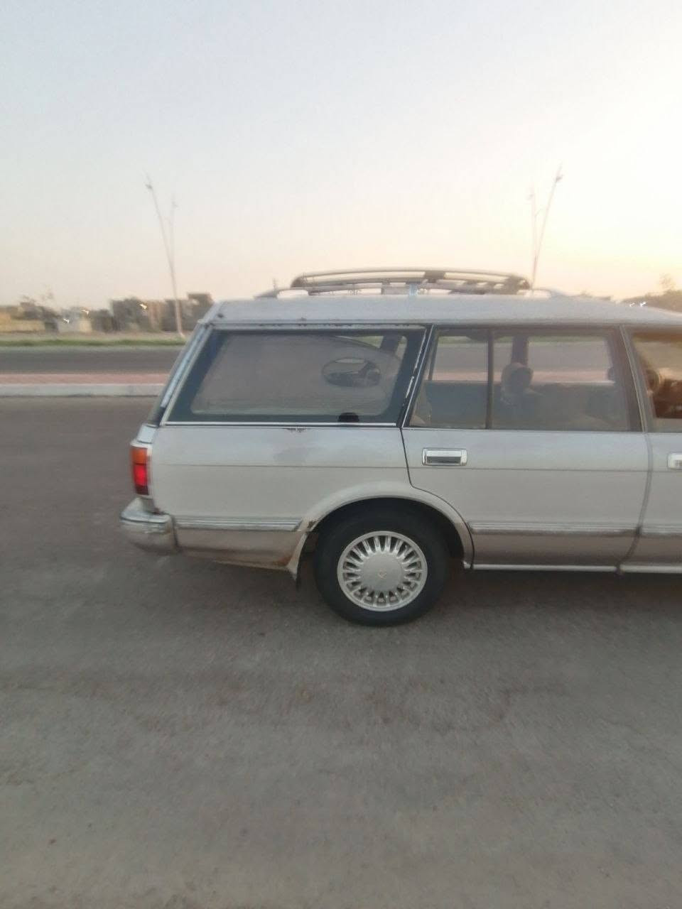 سلام عليكم سيدان ستيشن مديل1992 سياره مكفوله من الكص و نقل الجثه و الاصوليات سياره ابيعهه كوم حديد مكينته خابطه سنويه منتهيه قبل شهر بأسمي السياره اصوليه رقم بصره مكاني بصره ياسين خريبط للاتصال *********** 

السعر 35 و بي مجال البصرة, العراق
