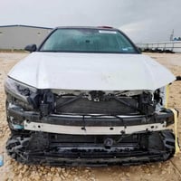 كامري هايبرد • XSE • وارد امريكا
