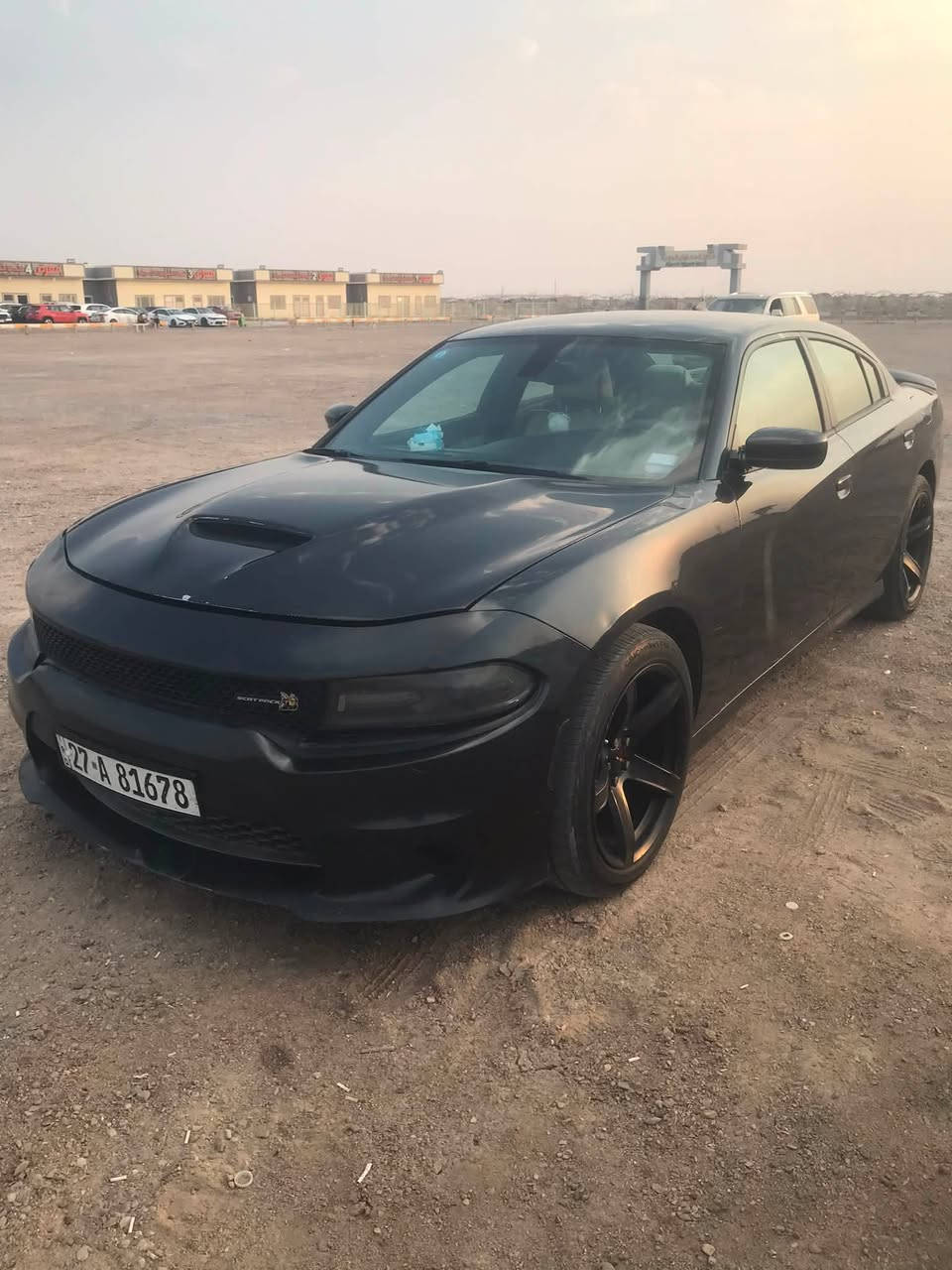 من رخصة الادمن جارجر موديل 2016 للبيع محرك 3600  مواصفات sxt وارد امريكي حادث بنيد وجاملغ وشوية من الباب كشنات تدفئة وتبريد تحكمات ستيرن مثبت سرعة كشنات جلد وموصفات بعد هواي بيها  سعرها مناسب للشراي  للاتصال ***********

