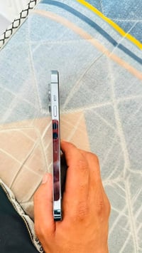 ايفون ١٣ برو ماكس • ٢٥٦ • بطاريه ٩٩
