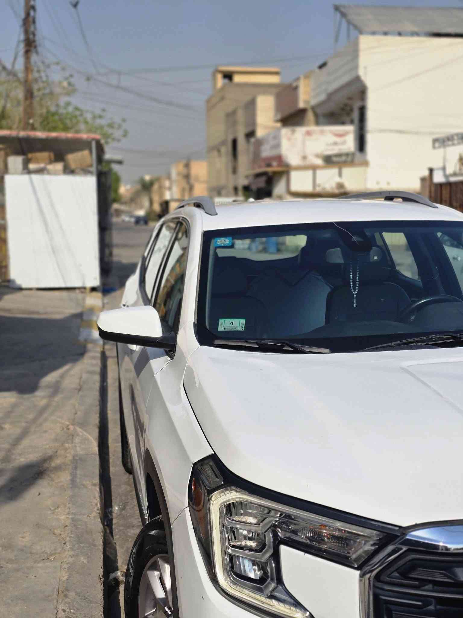 السلام عليكم السعر175 وبيها مجال للشراي
للبيع Gmc تيران 2022 مواصفات Slt
ماشية 50 ميل
مابيها تبديل ولا قطعة 
فقط صبغ بخشم البنيد 
دخول ذكي اربع ابواب
نظام فور ويل 
كشنات ميموري 
بصمة
تشغيل عن بعد
تحكم ستيرن
شاشة
تبريد قطعتين 
تدفئة مقاعد
محرك 1500 تيربو
كشنات جلد
كامرة خلفية
جنطة كهرباء 
انماط قيادة
وباقي الموصفات المعروفة عن slt
