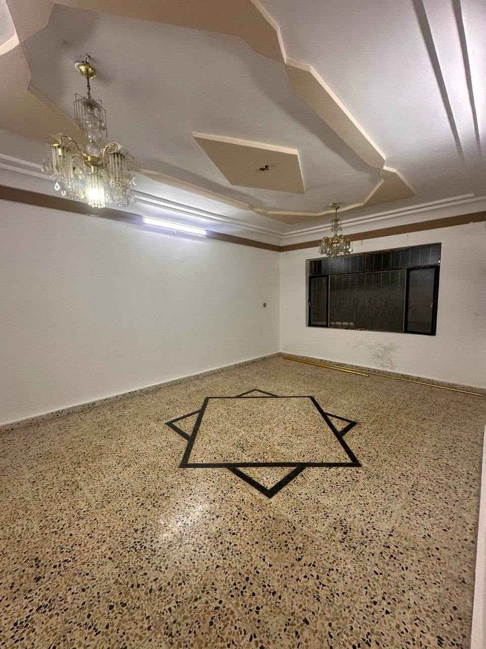 طابق ارضي • ٢٠٠م • حي الشرطة