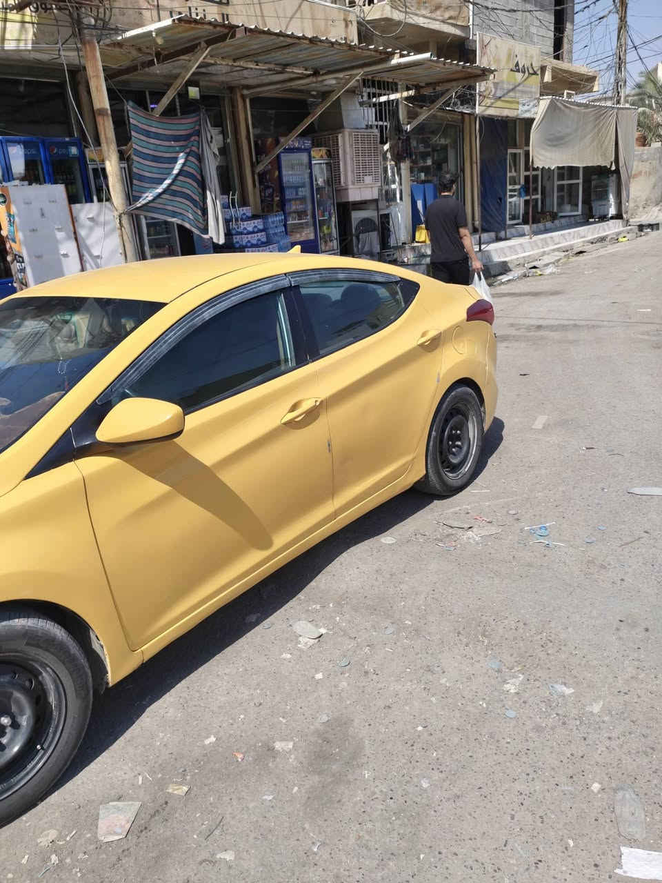 السلام عليكم النترا 11للبيع بيهه طخه بالجامرلغ الامامي والصندوك بدون دواخل السياره تدفئه تبريد منضومه جديده صدر امامي خلفي بس المكينه تنقص دهن المكان ديالى  السعر 75 الاستفسار ***********

