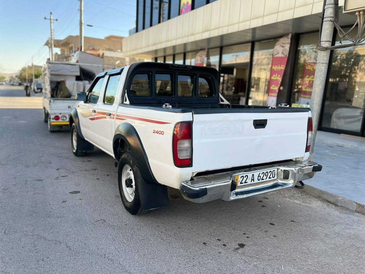 ئەم سەیارەمان هەیە بۆ فرۆشتن مۆدیلی ۲۰۰٨ بێ بۆیاخ ڕەقەم و سەنەوی نوێیە گێڕ و مەکینە و دەبڵ ئەکسلی وەشرتی فیتەر ماڵی دوستە و بێ مەسروفە نرخی ۱٤۰گەڵا و مەجال بۆ پەیوەندی ۰۷۷۰۳٨٥٨٤۹٤
