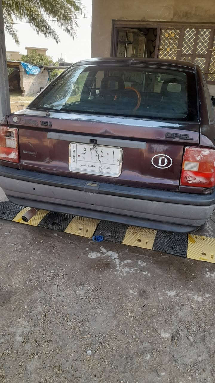 للبيع موديل ٩٢كير عادي مكينة ١٦٠٠تخم تاير باتري جديد صدر جديد مكان بغداد شرط تحويل سعر٢١رقم تلفون ***********
